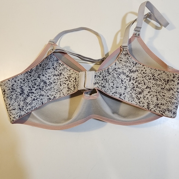 Barely There Gray Bra 36C - Picture 4 of 9